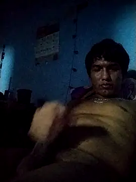 Hugofernando29 online show from April 26, 5:16 am