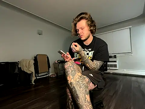 Tatertats online show from December 2, 5:32 am