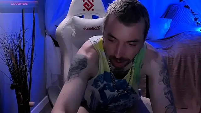 shaun white online show from December 14, 11:06 am