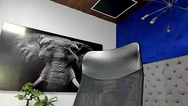 lucky smith1 online show from January 8, 9:31 pm