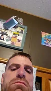 Legtrembler1 online show from April 22, 2:33 pm