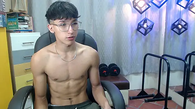 jeremy job online show from April 13, 12:28 pm