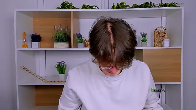 azen rush online show from December 17, 6:20 am