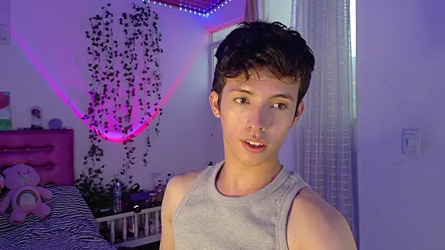Dani Dancer online show from June 7, 9:33 pm