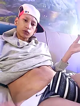 Disey888 online show from April 21, 2:56 pm