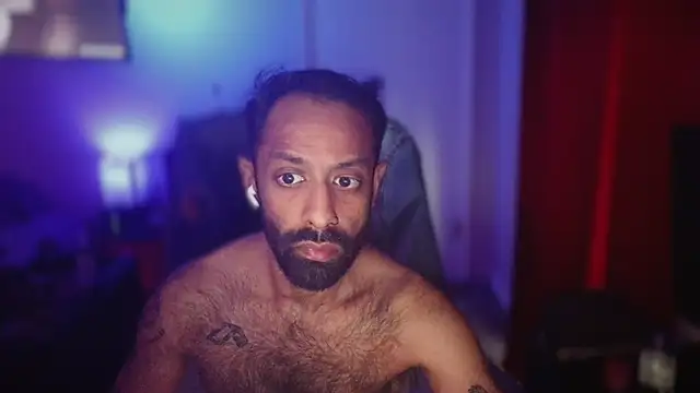 LilBrownPKB online show from February 16, 7:45 pm