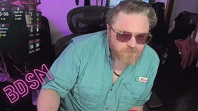 Bi Master Mack online show from March 4, 6:59 pm