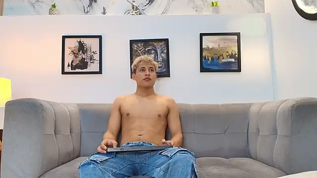 YOUNG GUYS1 online show from April 21, 8:31 am