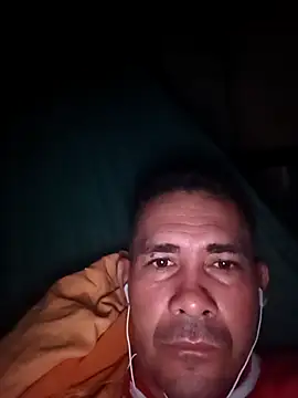 Juven1632 online show from March 17, 11:40 pm