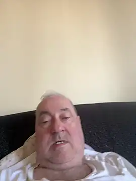 csikar online show from April 5, 7:05 am