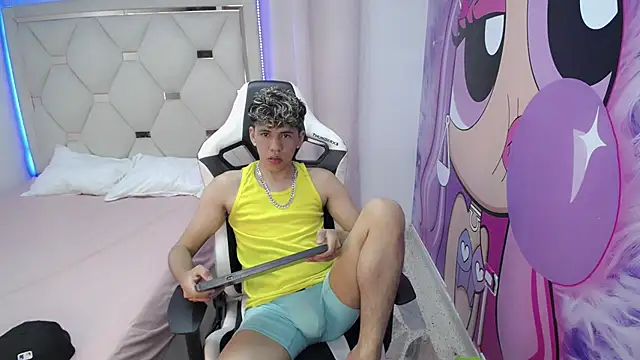 Big boyss  online show from January 9, 7:52 pm