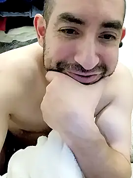 CumDumpPig83 online show from February 7, 8:21 am