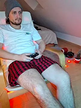 Ghost Pie online show from December 19, 8:50 pm