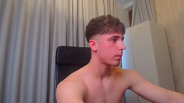 KellenWest online show from February 20, 6:26 am