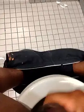 joaquinvaladez online show from April 1, 10:40 pm