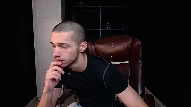 KaydenDrew online show from February 1, 5:28 am