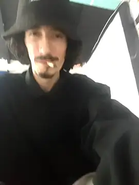 sk8-boy online show from January 7, 3:39 pm