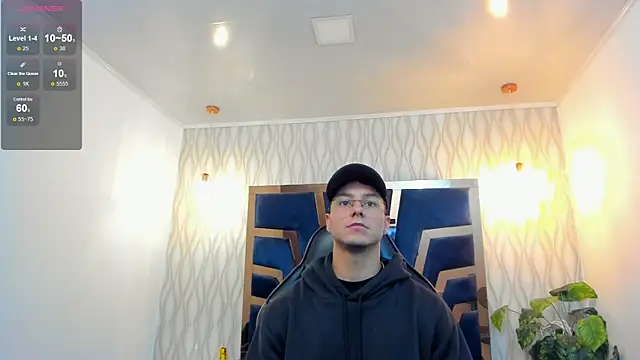 Noah Clarkk online show from April 15, 5:13 pm