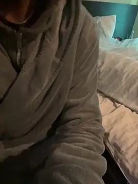 PAMI777 online show from February 1, 9:35 pm