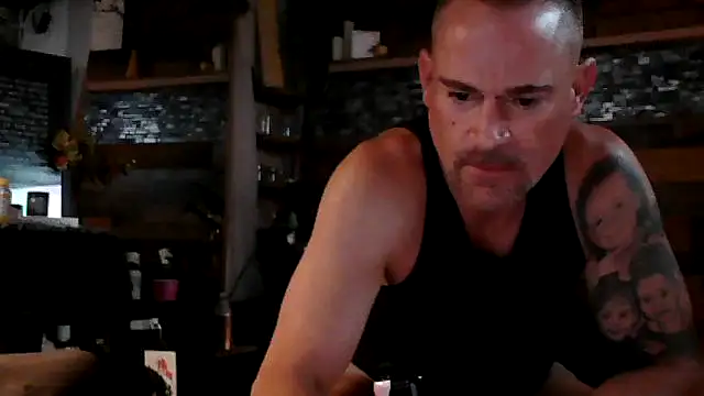 MISTERANDDEMI online show from April 18, 7:07 pm