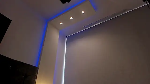 Eliot X online show from January 9, 9:09 pm