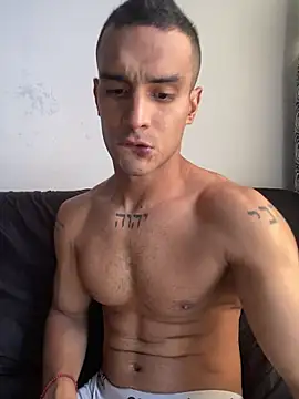 Maicol xxxx online show from February 15, 1:52 pm