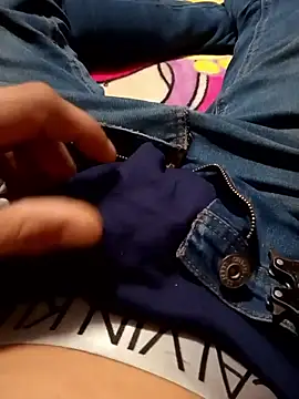 Loki1998A online show from January 17, 11:17 pm