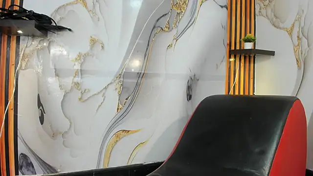 Victor LatinBoy online show from January 7, 5:29 pm