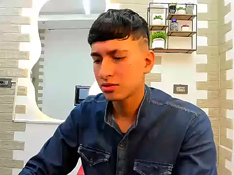 neithan sleitherx online show from February 1, 1:26 am