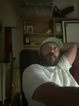 BsjhdTiago online show from August 2, 7:01 pm