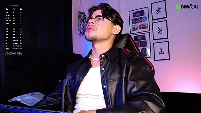 isaac saenzs online show from January 12, 9:19 pm