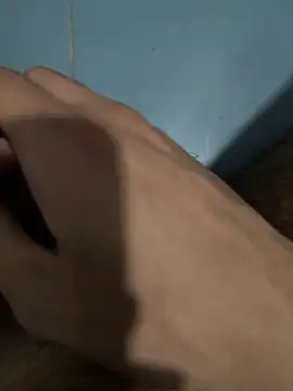 Grossebite2905 online show from April 19, 1:27 am