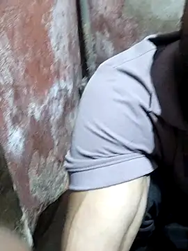 honeypani online show from April 18, 11:15 pm