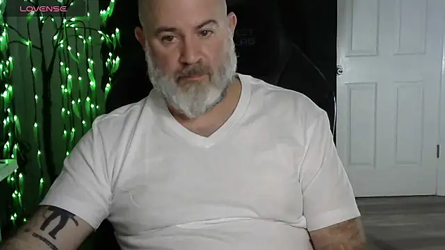 XJJ77x online show from February 18, 1:26 am