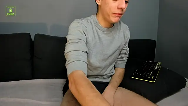 Iann Martinez online show from January 19, 6:16 am