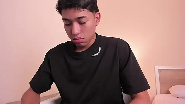 AustinTowers online show from February 24, 7:58 pm