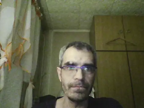 Gattuzoman85 online show from April 16, 9:39 pm