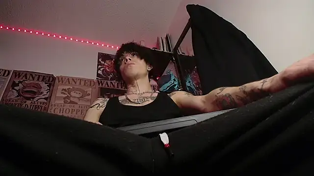 Anhony Muscle online show from February 5, 5:31 pm