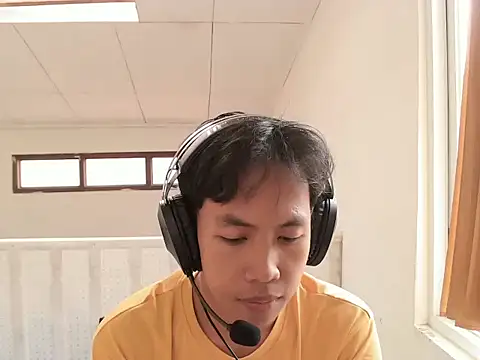geltwt id online show from April 20, 2:03 am