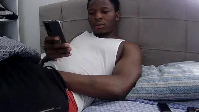 Bigchocco online show from April 21, 12:00 pm