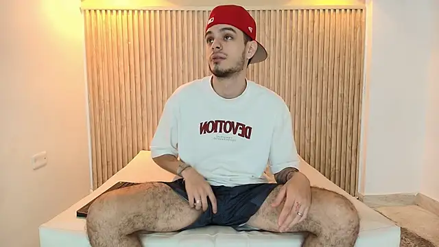 IM BULL online show from January 8, 1:27 pm