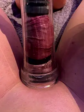 MarzeenWalzton online show from January 15, 3:25 pm