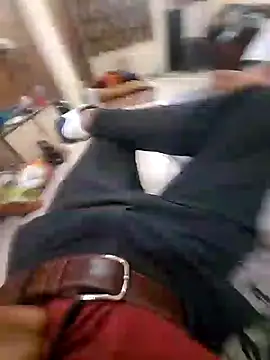 rohit16770 online show from April 21, 1:39 pm