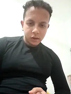 Albertofcille online show from April 14, 1:43 pm