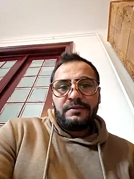 julian-112 online show from January 17, 1:47 pm