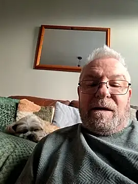 justenjoyingurcompany online show from January 10, 9:35 am