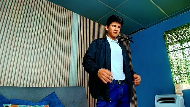 Atlas desire online show from March 5, 8:05 pm