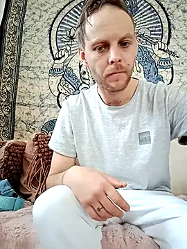 Maggo88 online show from February 20, 1:35 pm