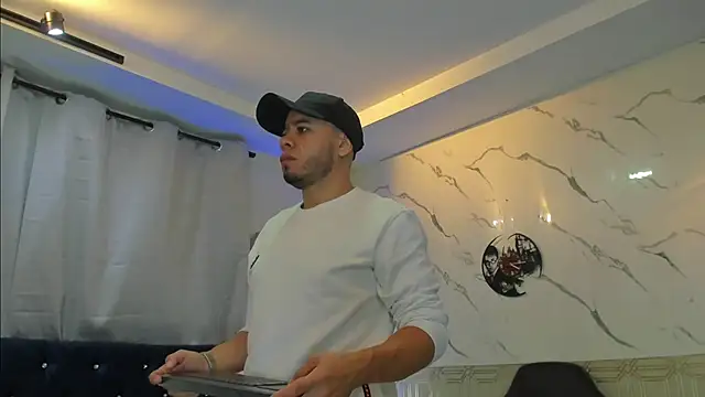 jacob garcia online show from March 3, 12:45 pm