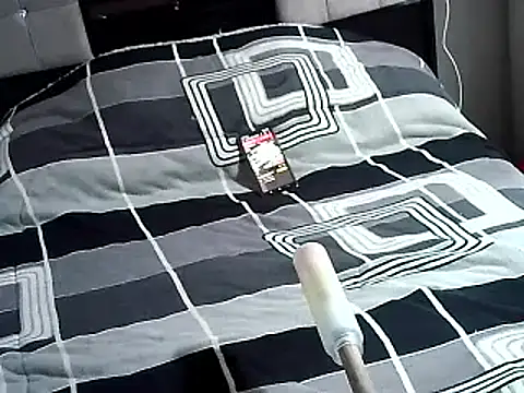 recalientee online show from February 6, 11:12 pm